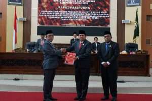 Wakil Bupati Kapuas Hulu Pimpin Rapat Paripurna Penyampaian Pidato Pengantar Bupati Kapuas Hulu